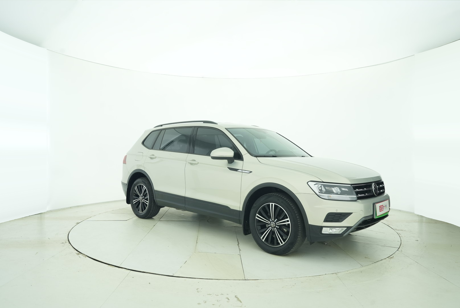 Volkswagen Tiguan L 2021 — фото 7
