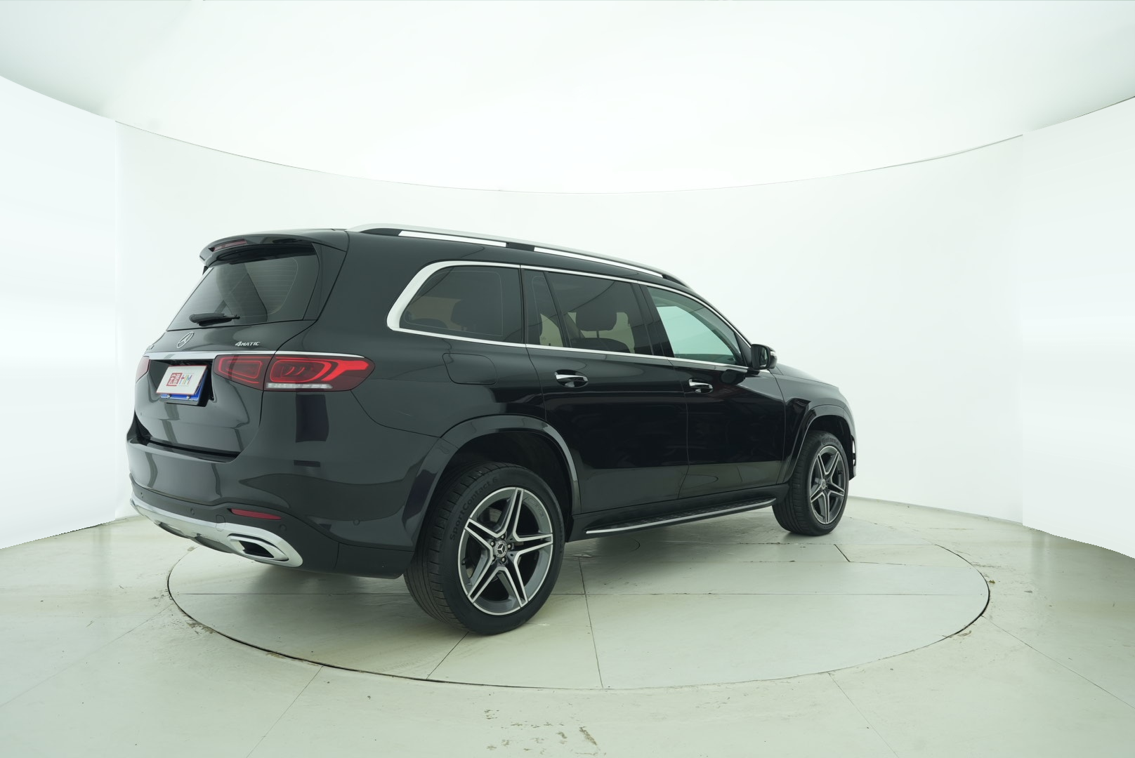 Mercedes Benz GLS 2022 — фото 11