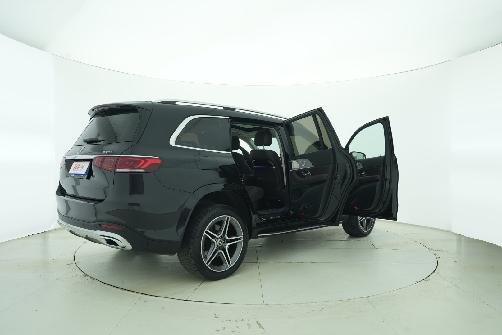 Mercedes Benz GLS 2022 — фото 22