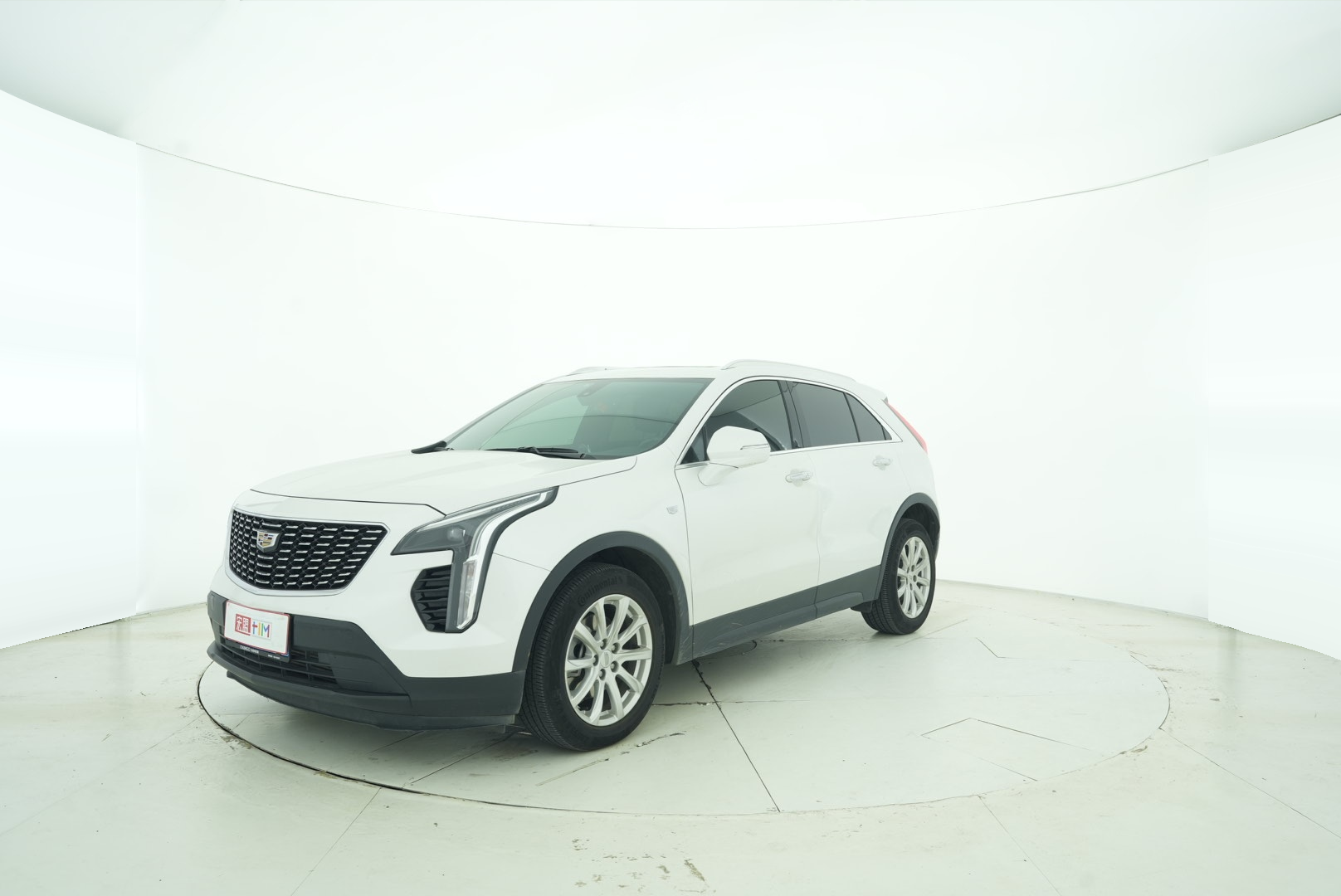 Cadillac XT4 2020 — фото 1