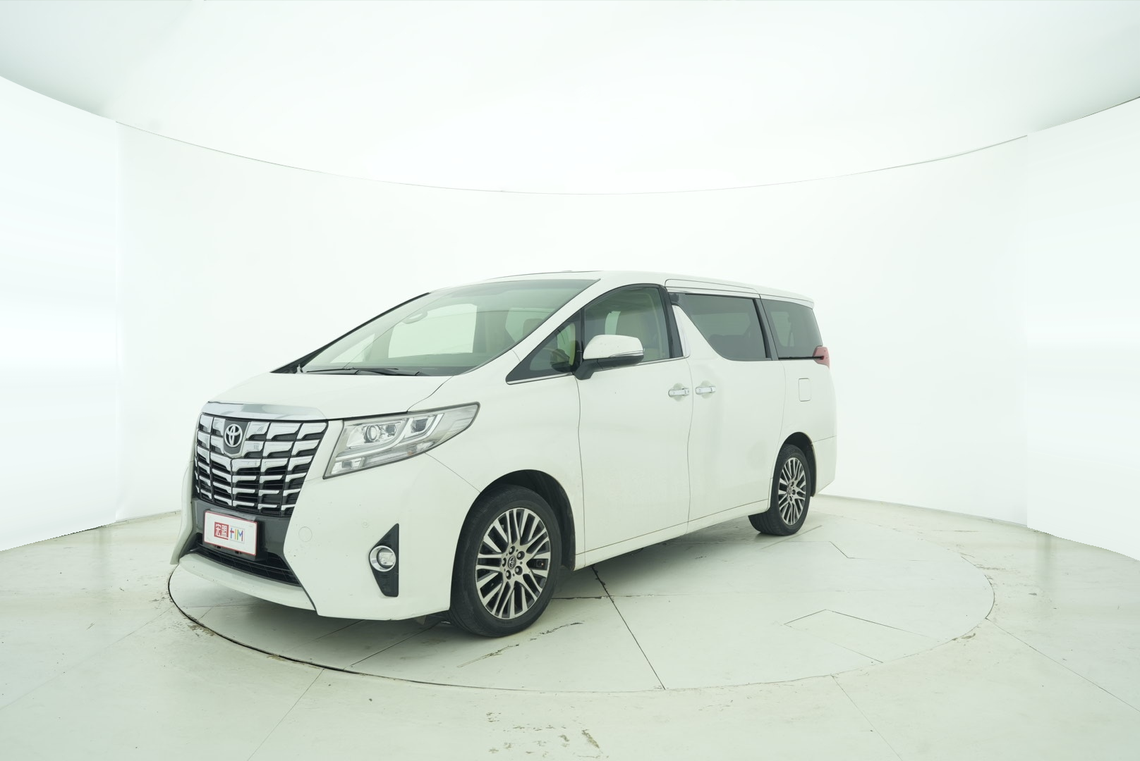 Toyota Elfa 2015 — фото 2