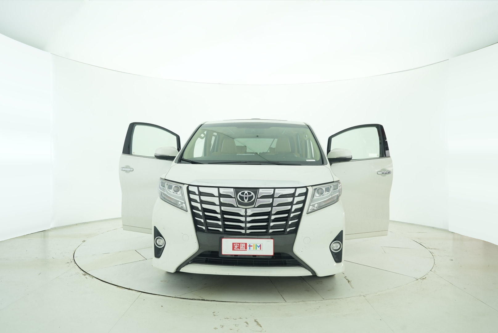 Toyota Elfa 2015 — фото 10