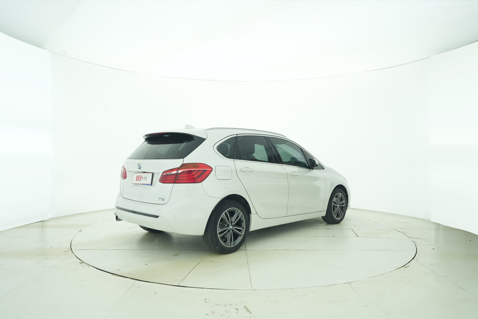 BMW 2 Series Tourer 2018 — фото 5