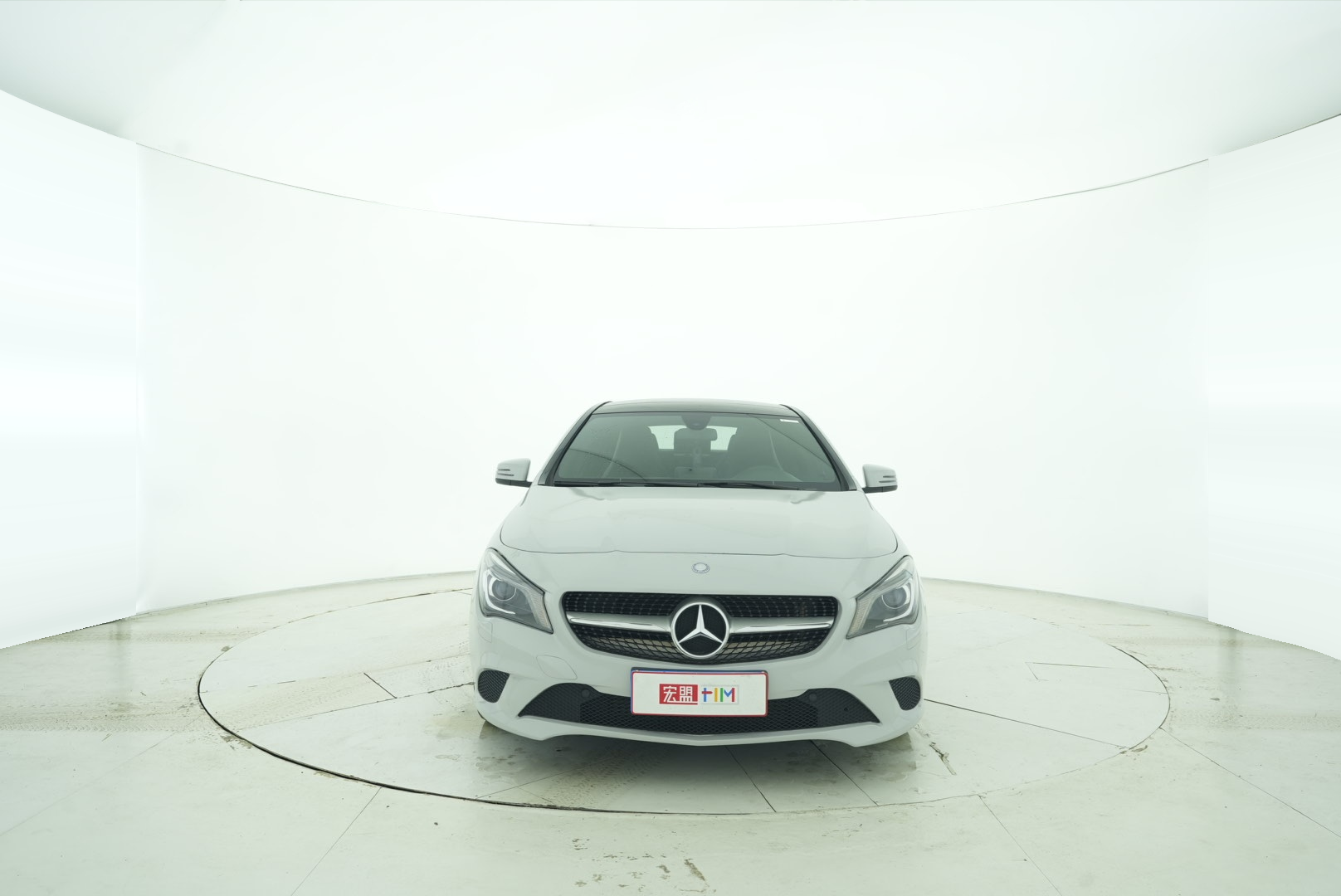 Mercedes Benz GLA(Import) 2015 — фото 9