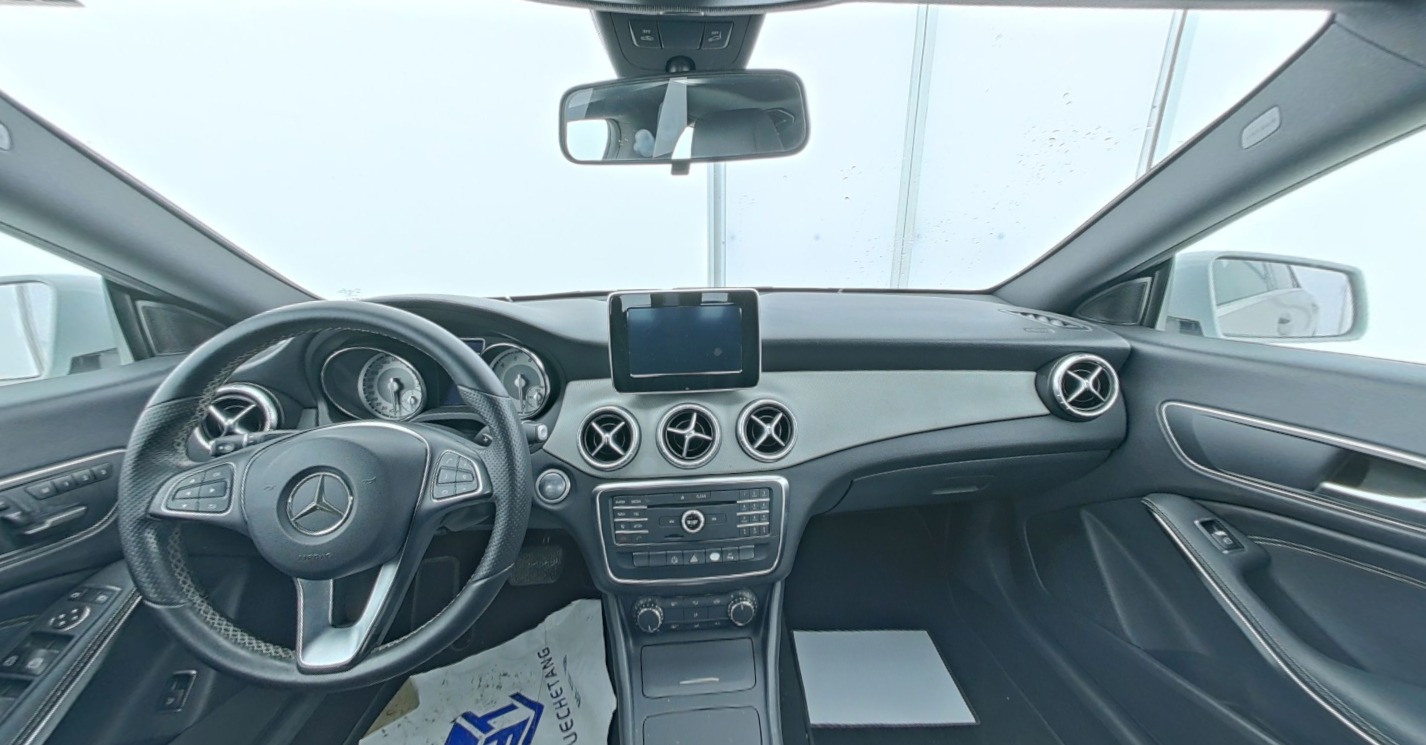 Mercedes Benz GLA(Import) 2015 — фото 1