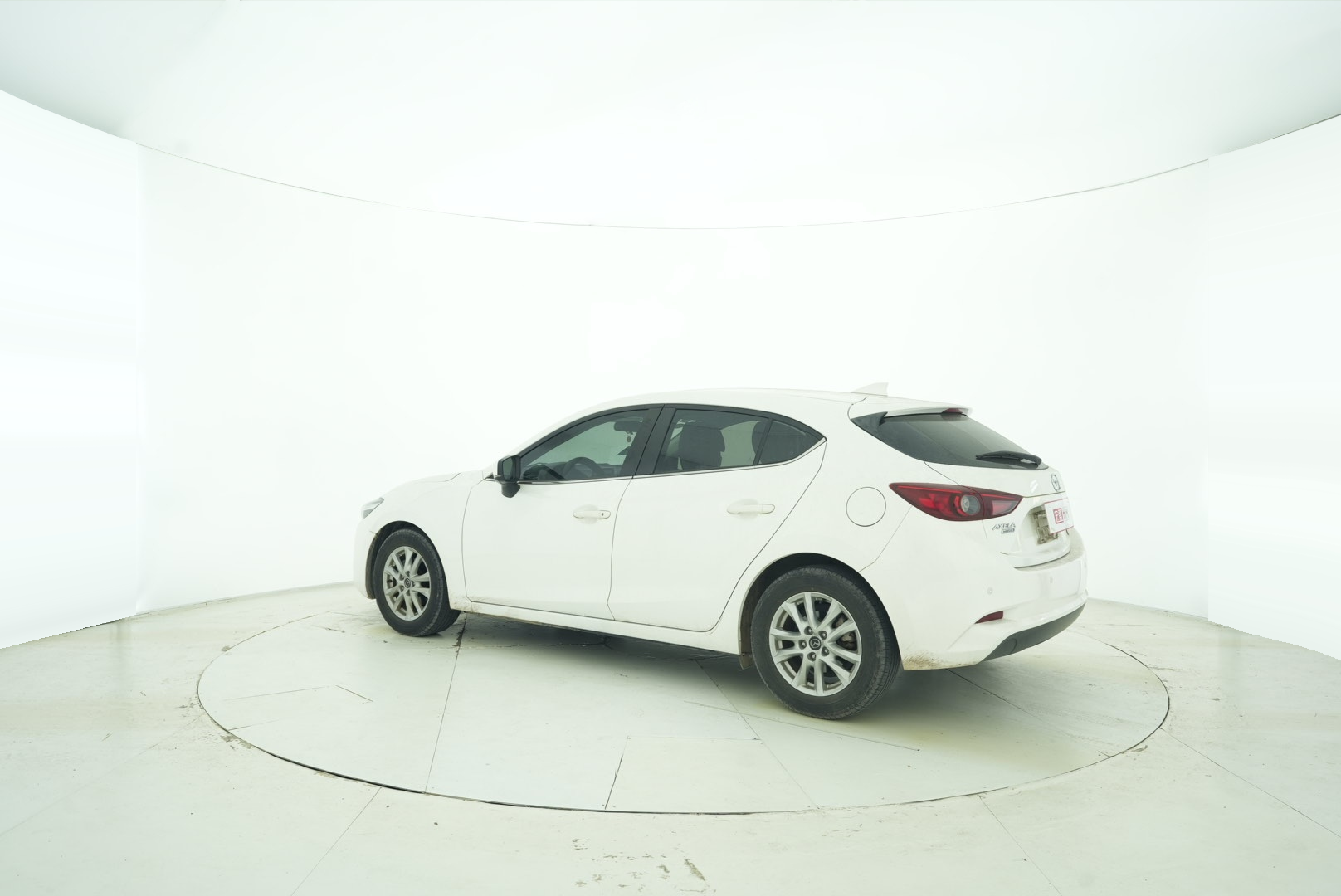 Mazda 3 Axela 2017 — фото 4