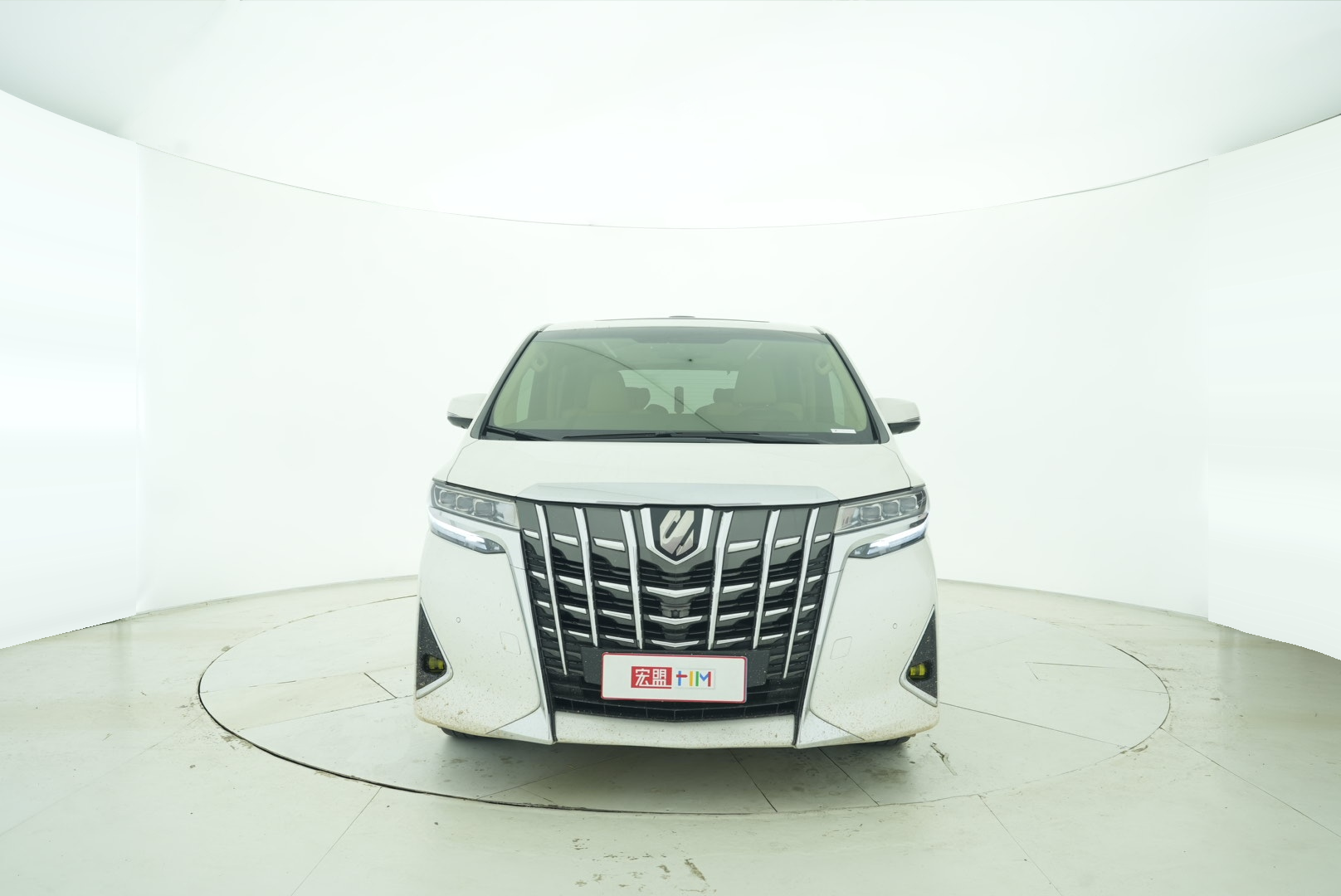 Toyota Elfa 2015 — фото 16