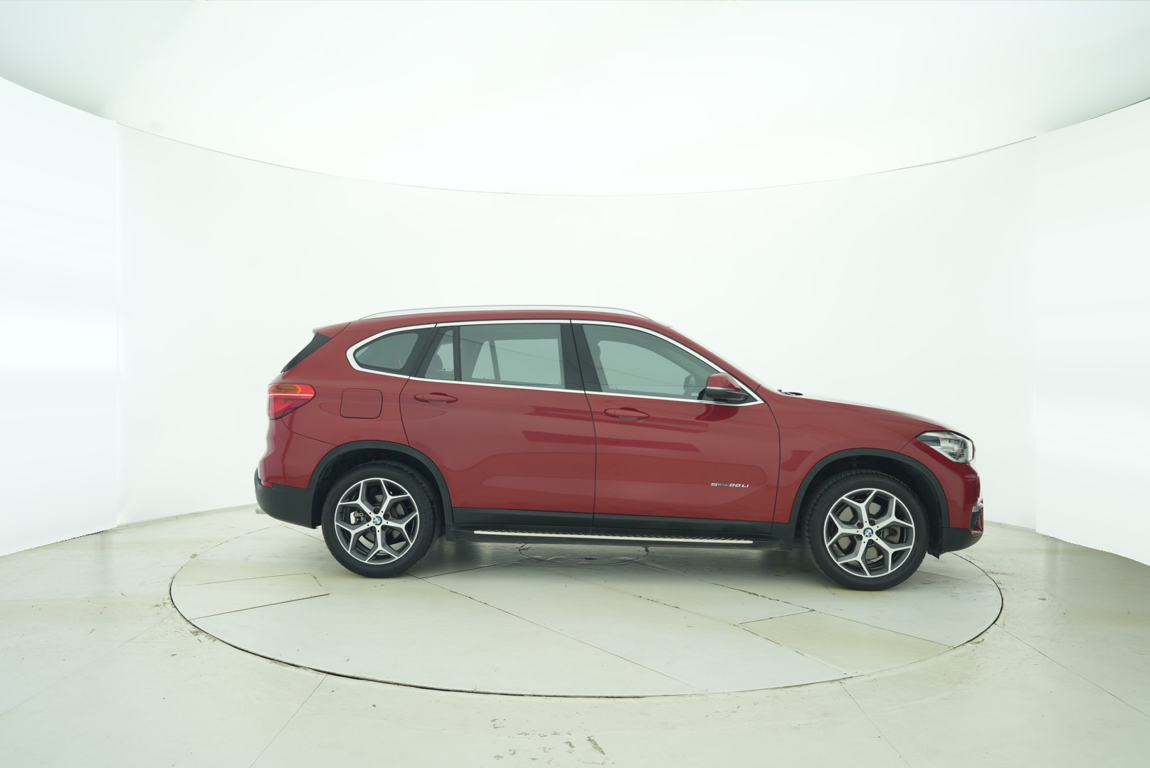 BMW X1 2016 — фото 12