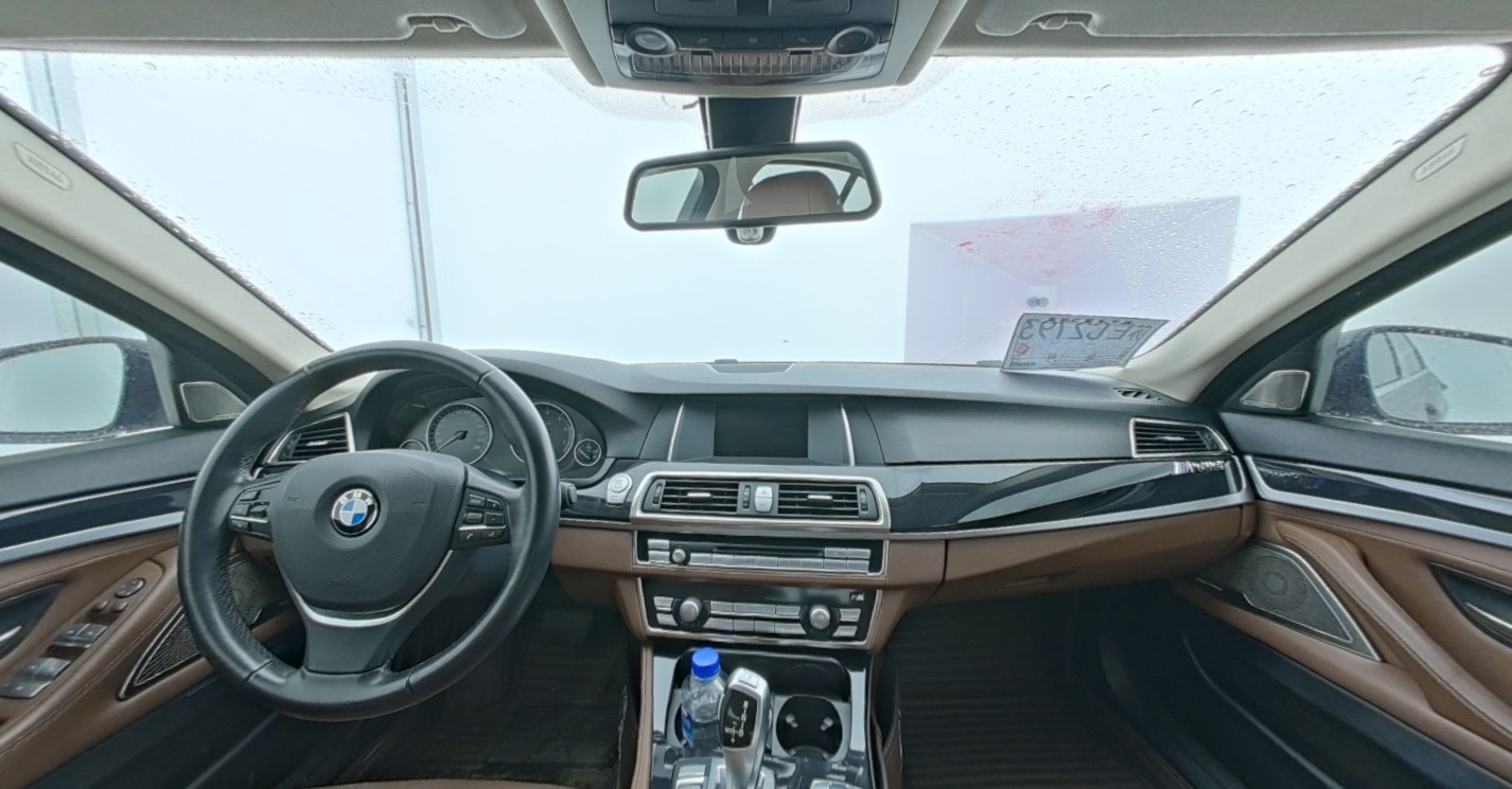 BMW 5 Series 2017 — фото 1