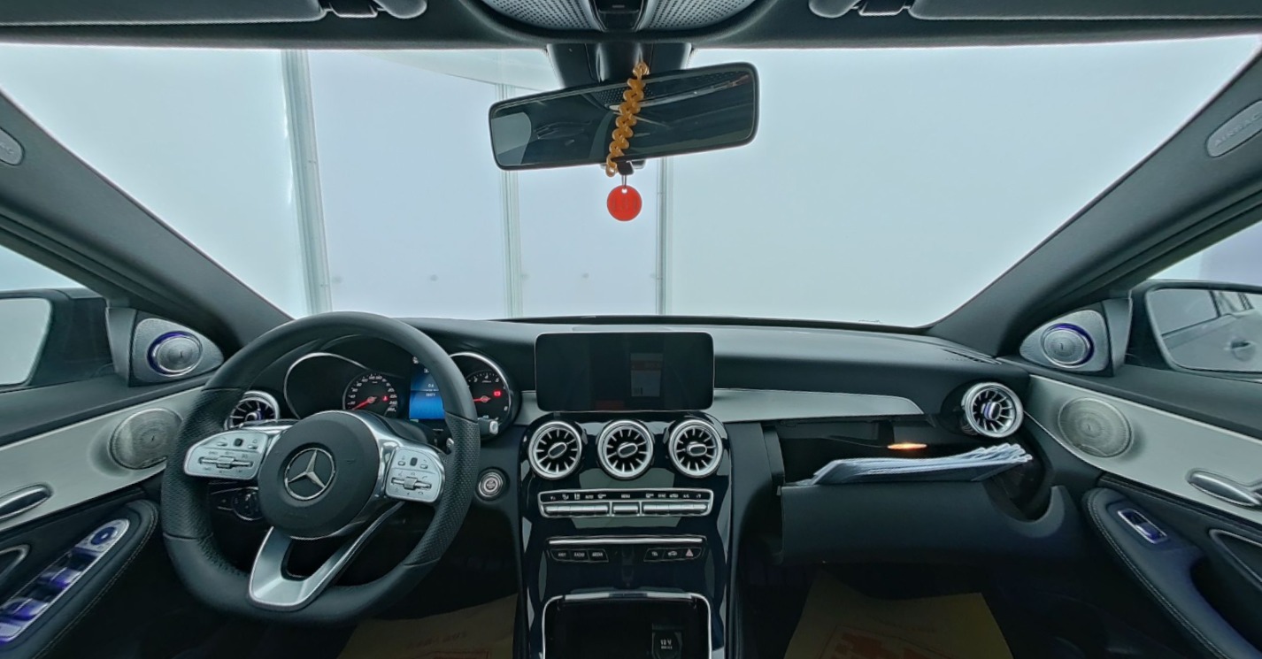 Mercedes Benz C-Class 2019 — фото 1