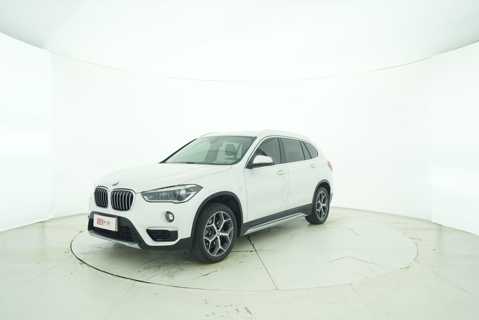BMW X1 2019 — фото 1