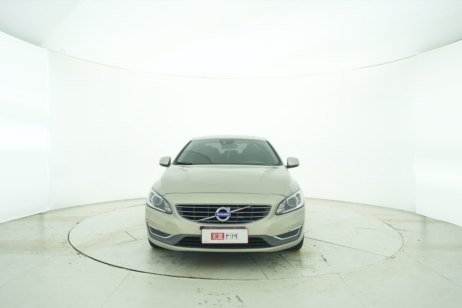 VOLVO S60 2016 — фото 8