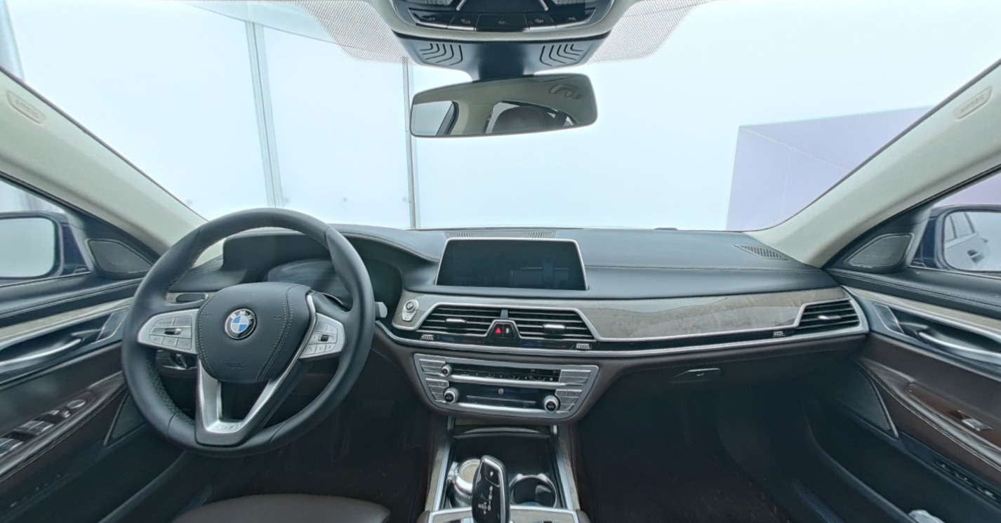 BMW 7 Series 2019 — фото 1