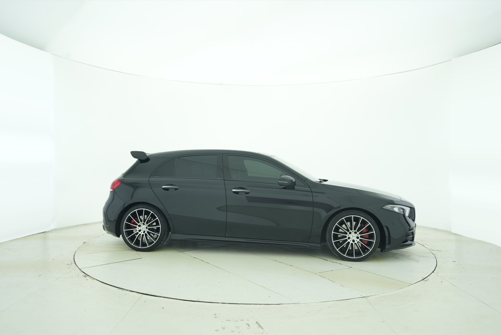 Mercedes Benz A-Class AMG(Import) 2022 — фото 7