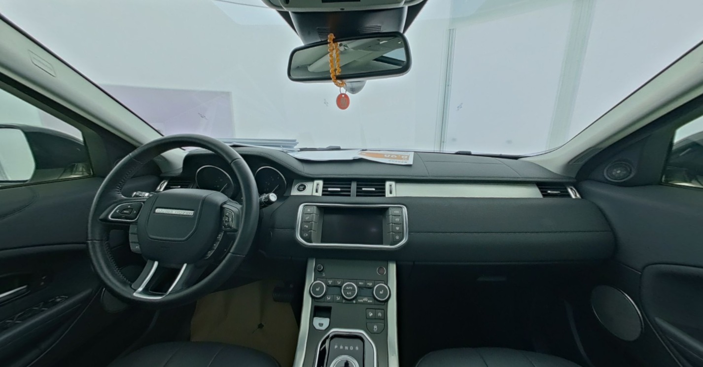 Land Rover Range Rover Aurora 2017 — фото 1