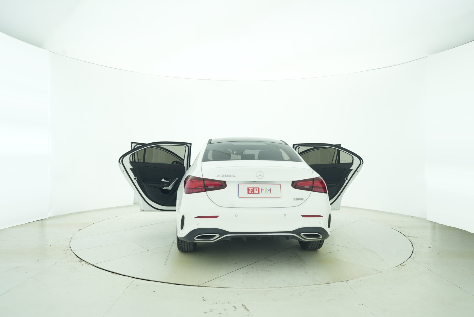 Mercedes Benz A-Class 2022 — фото 14