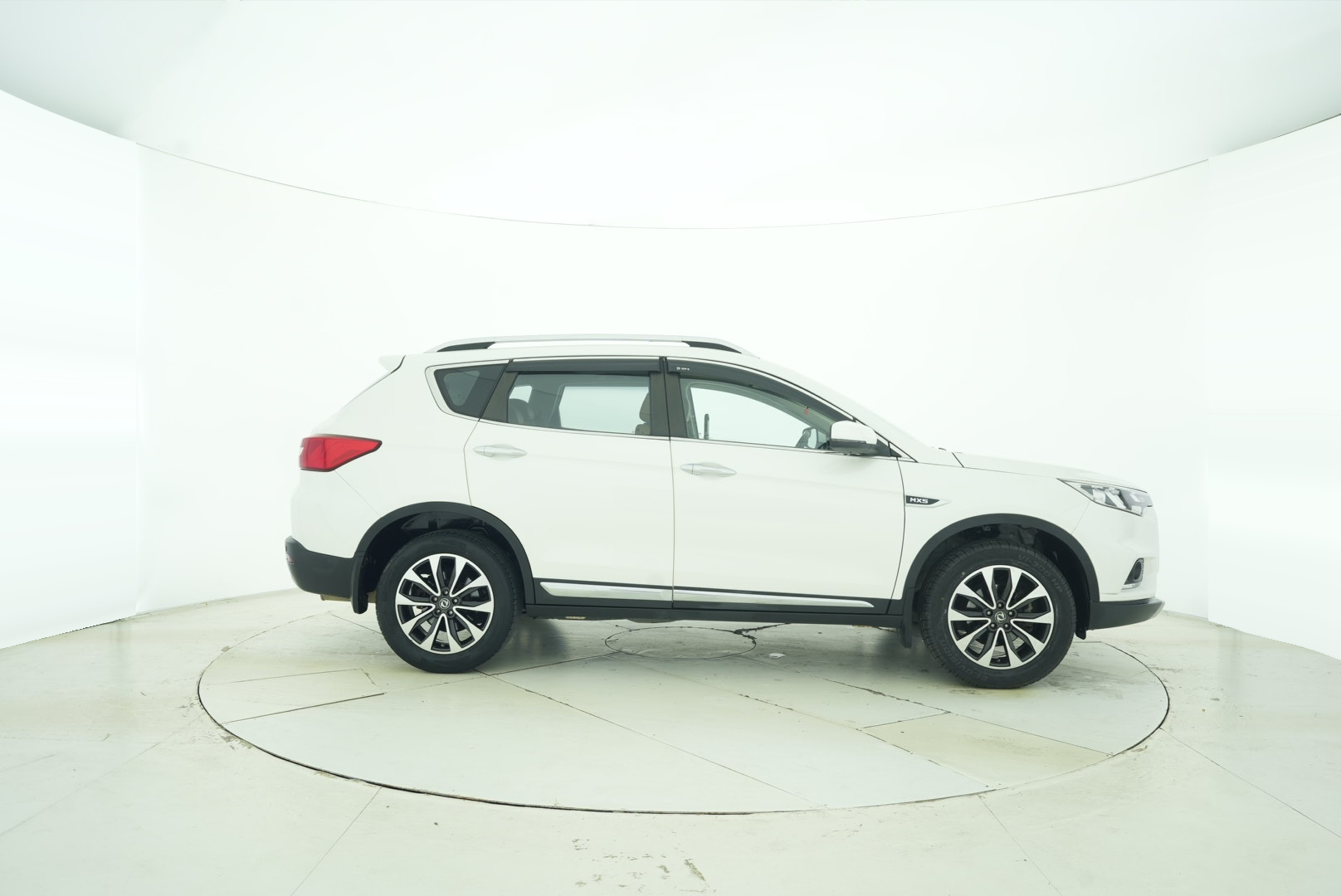 Dongfeng Fengdu Fengdu MX5 2016 — фото 7