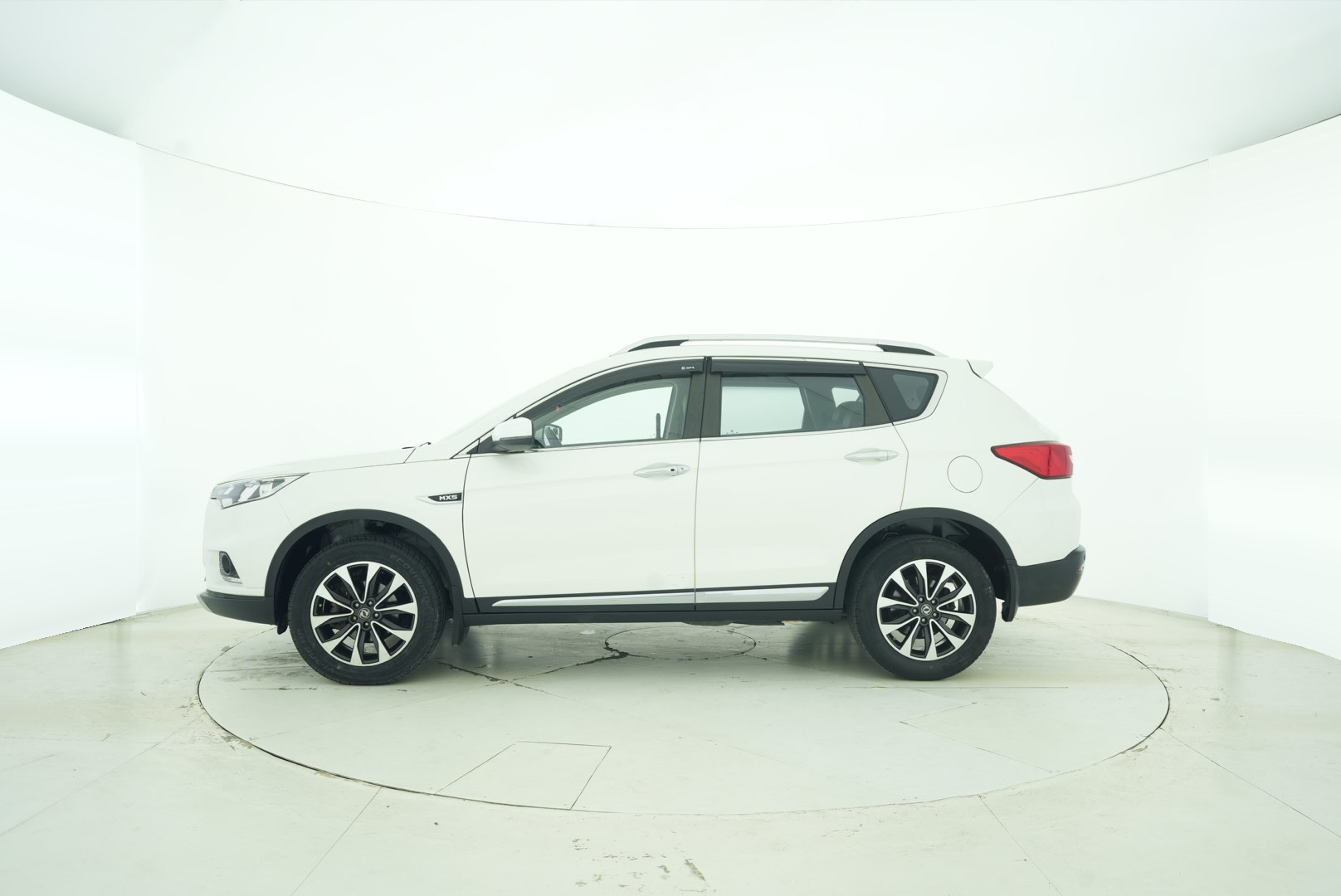 Dongfeng Fengdu Fengdu MX5 2016 — фото 3