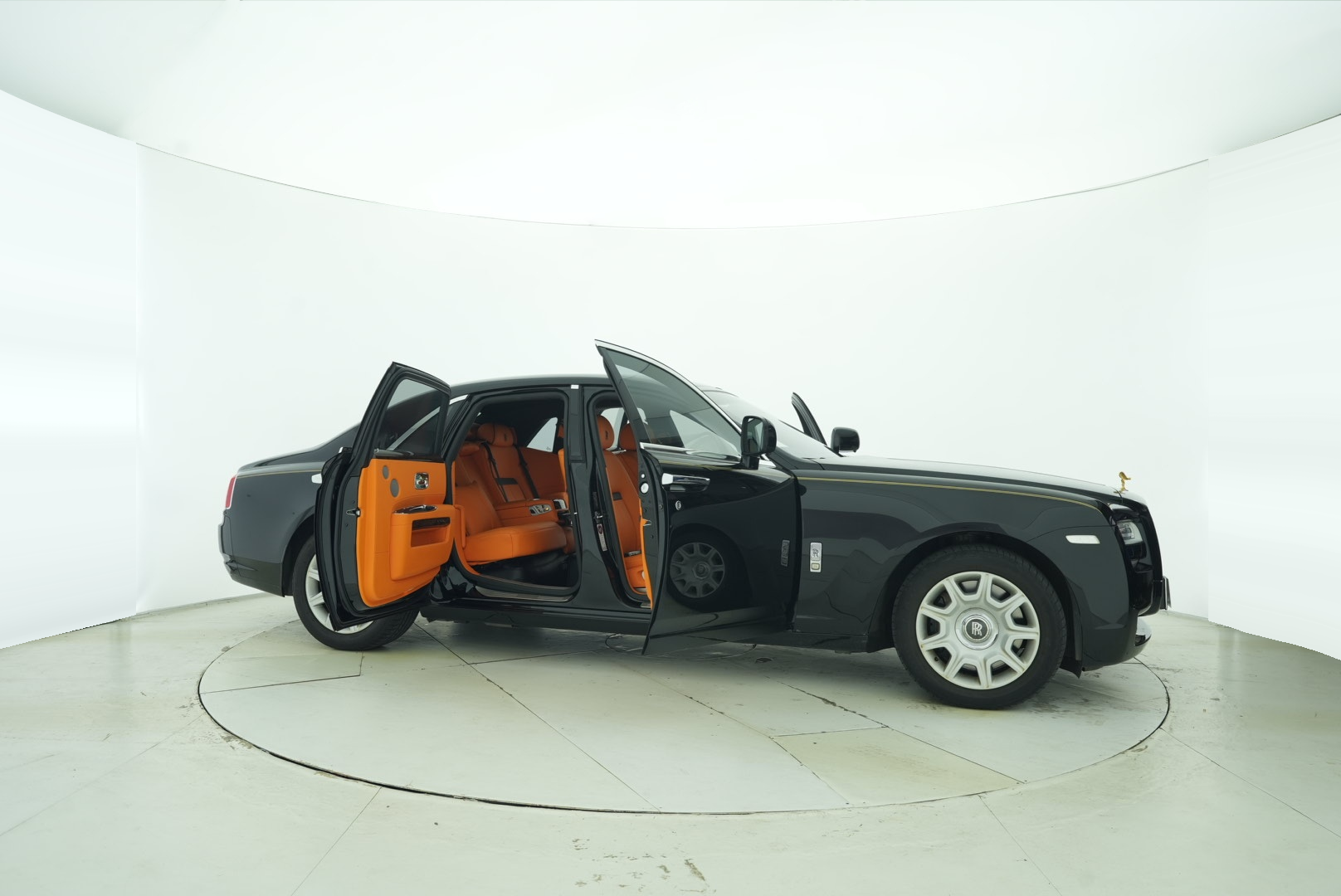 Rolls-Royce Guster 2010 — фото 12