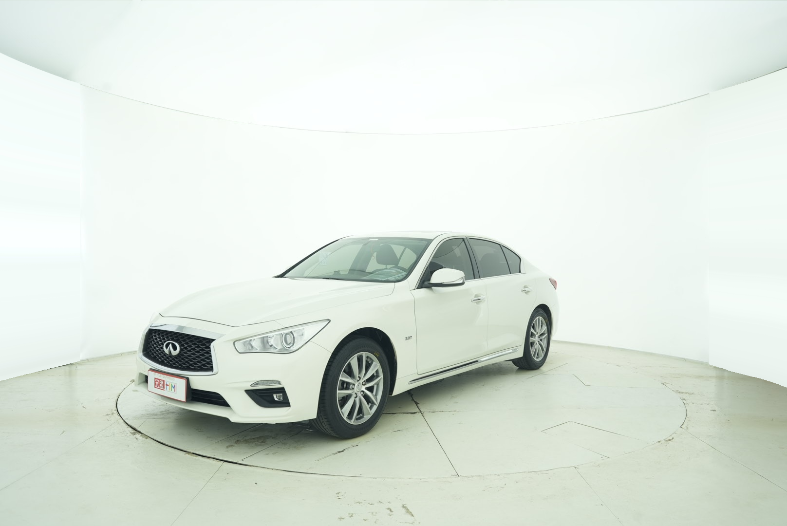 Infiniti Q50L 2018 — фото 2