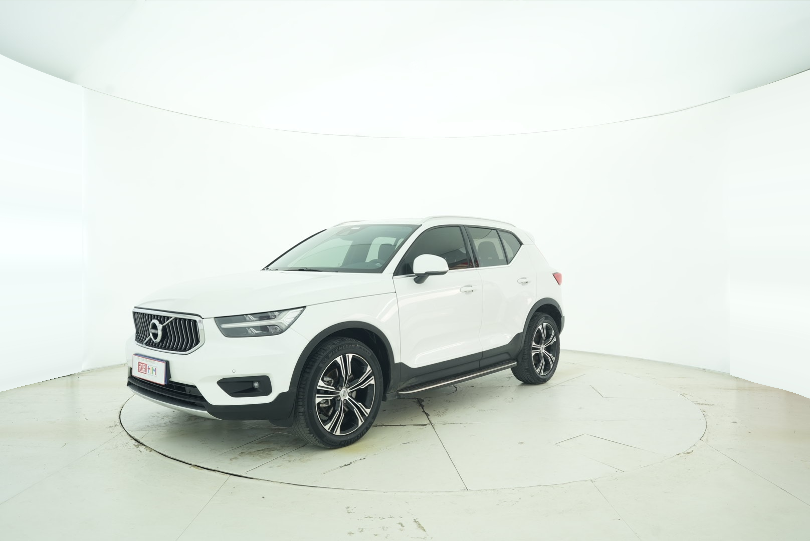 VOLVO XC40 2020 — фото 2