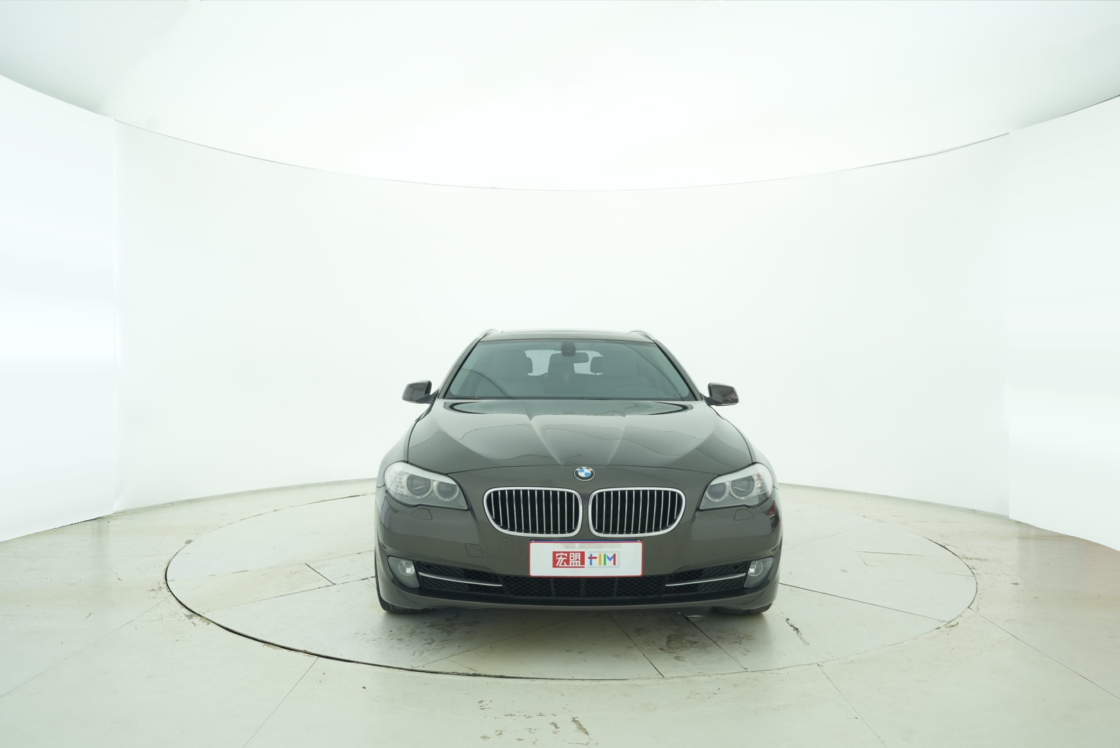 BMW 5 Series (Import) 2013 — фото 9