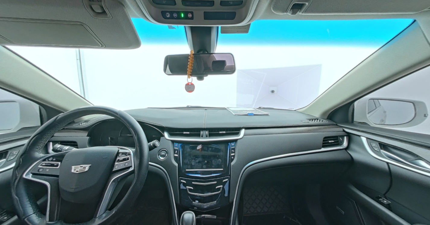 Cadillac XTS 2018 — фото 1