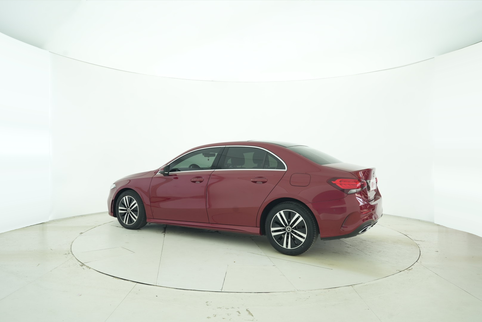 Mercedes Benz A-Class 2020 — фото 4