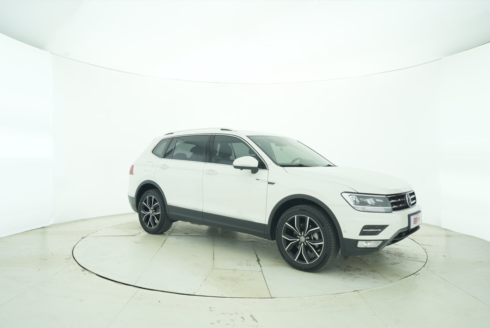 Volkswagen Tiguan L 2020 — фото 8