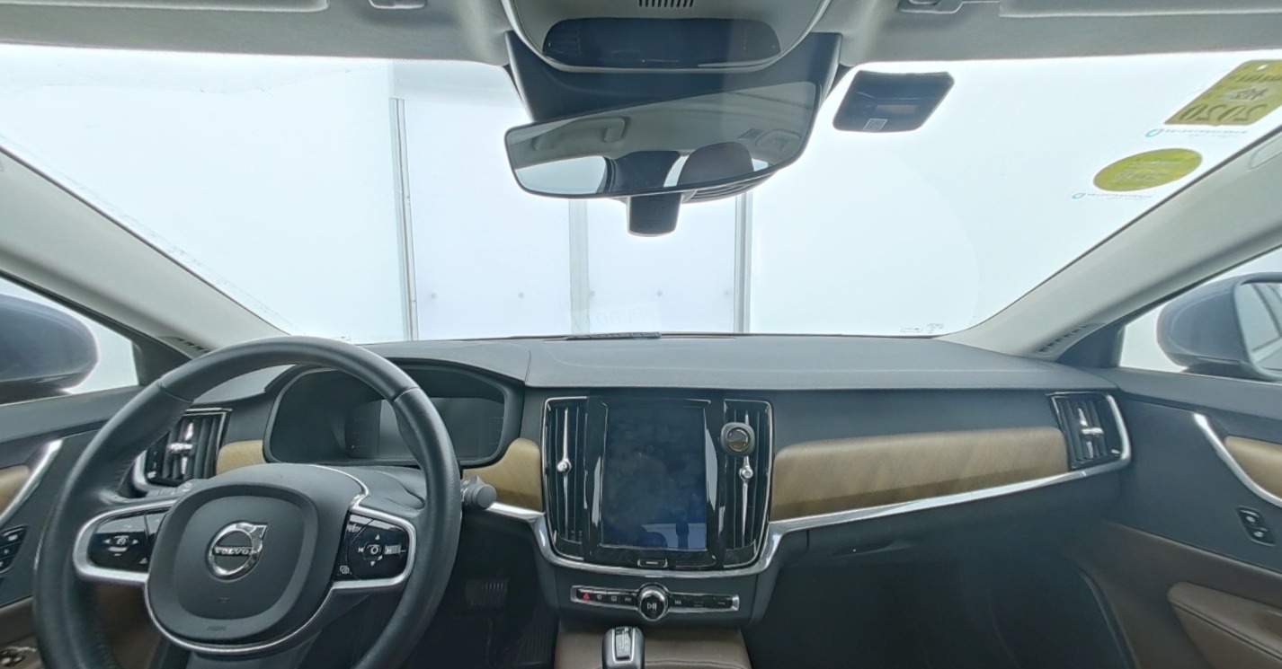 VOLVO S90 2019 — фото 1