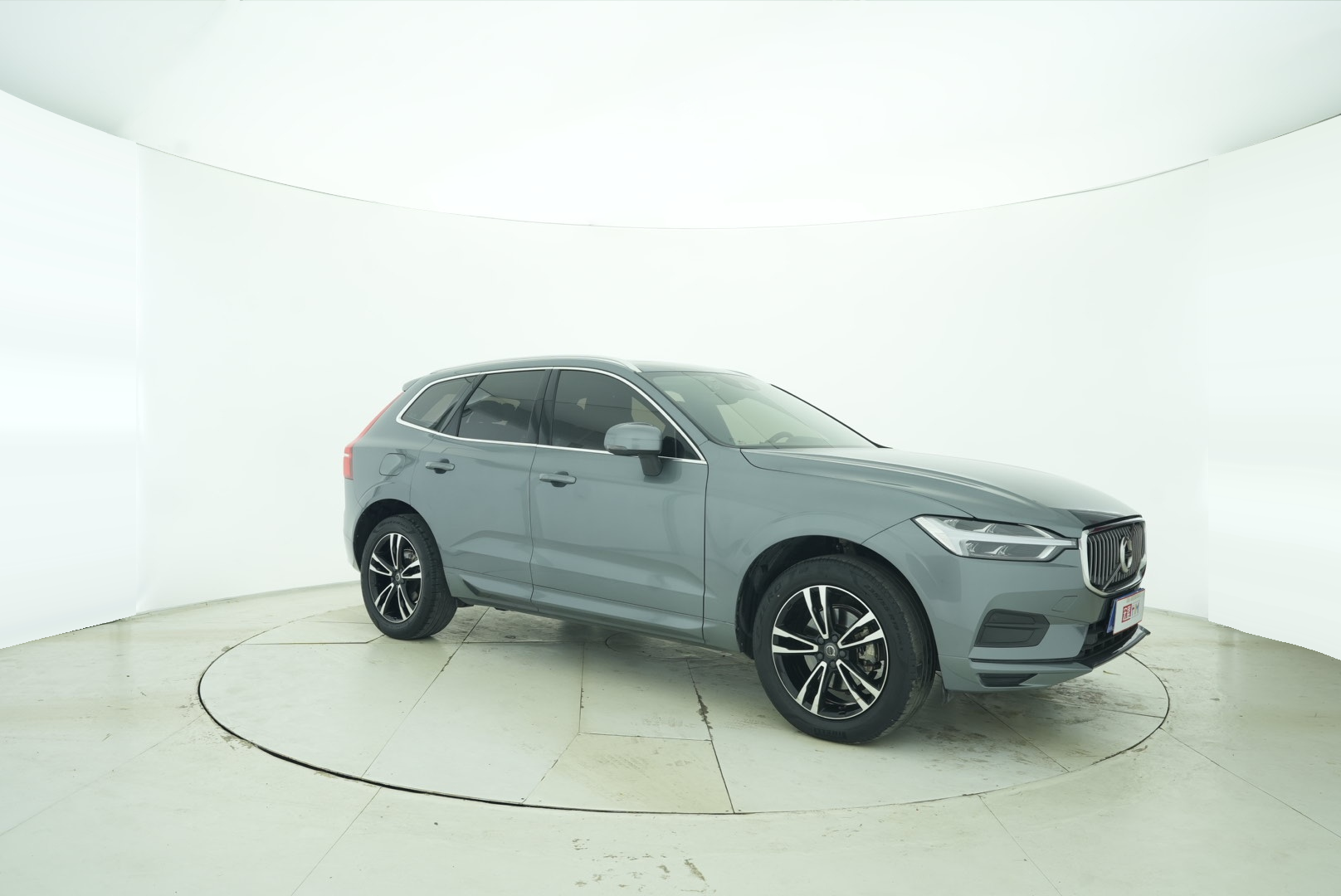 VOLVO XC60 2019 — фото 15