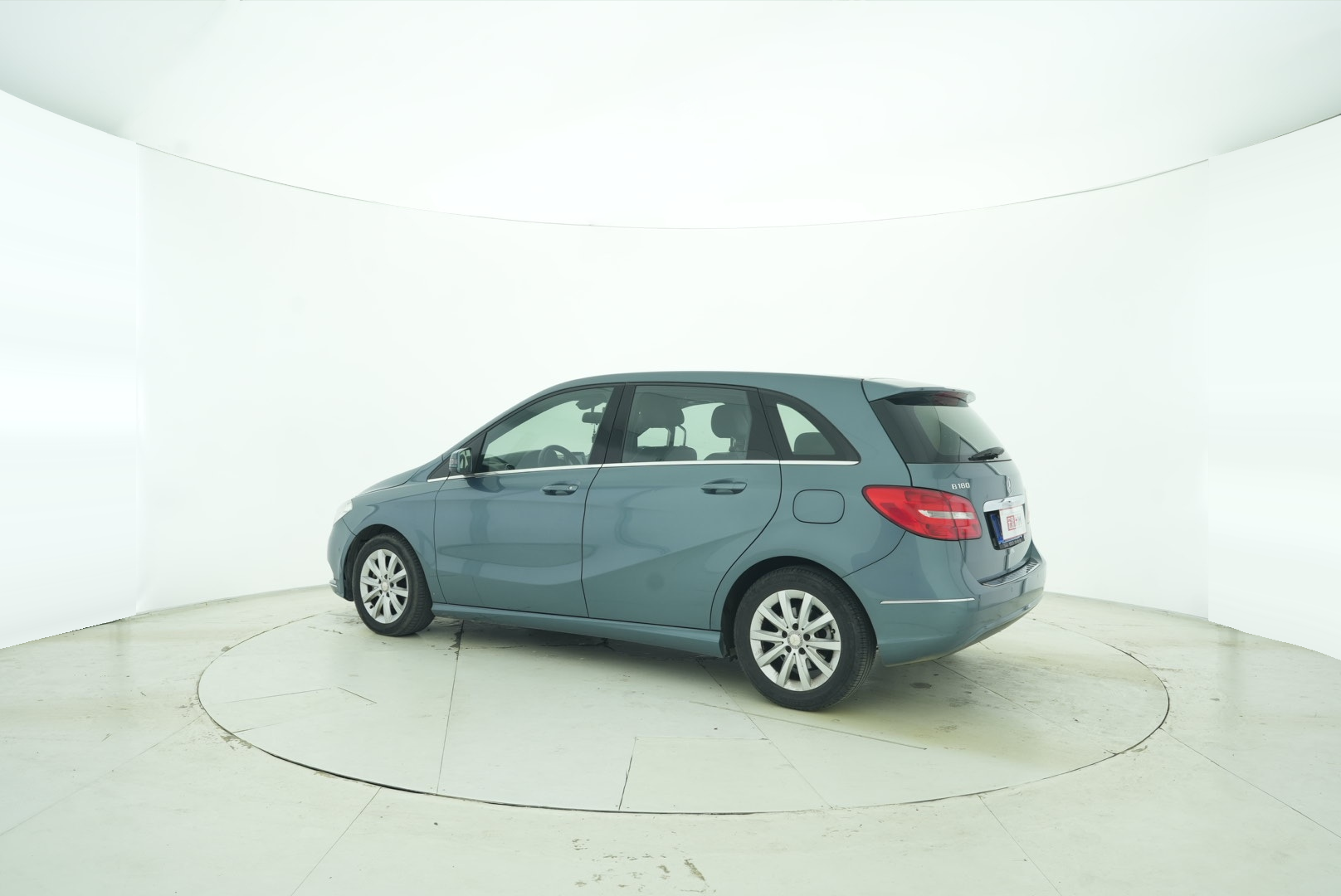 Mercedes Benz B-Class 2015 — фото 4