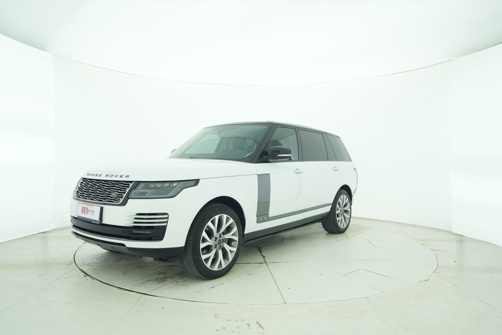 Land Rover Range Rover 2021 — фото 2
