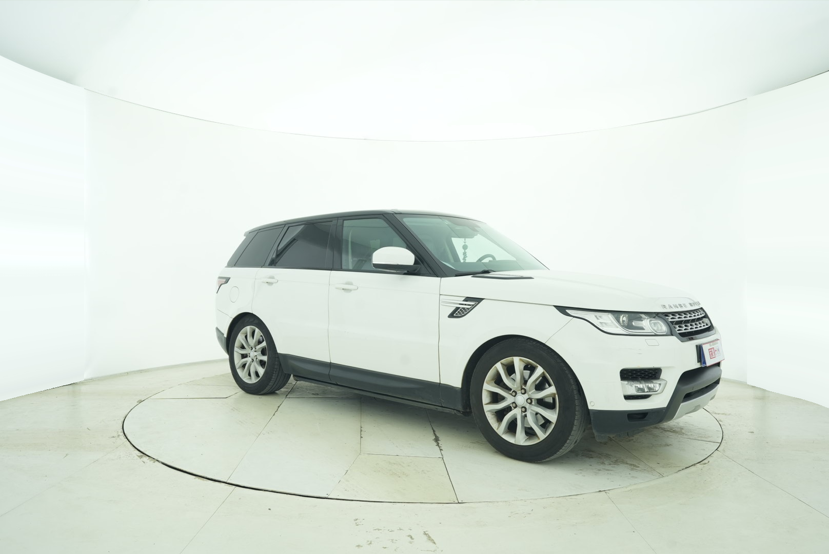 Land Rover Range Rover Sport 2015 — фото 8