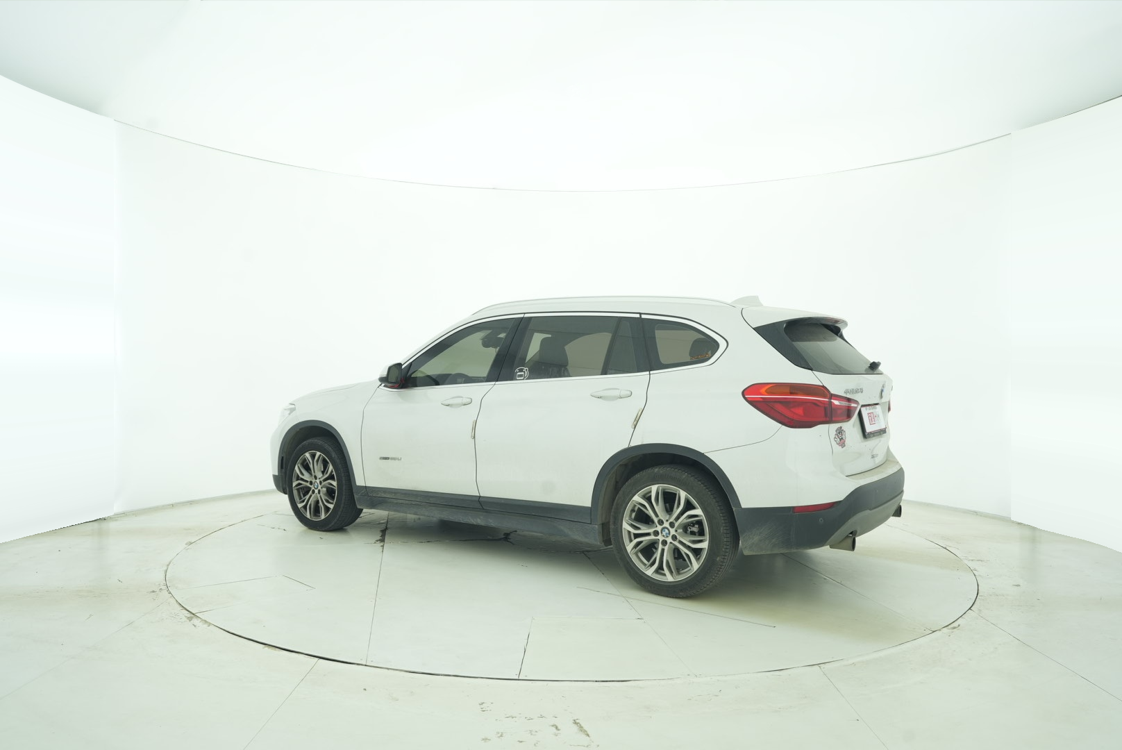 BMW X1 2018 — фото 4