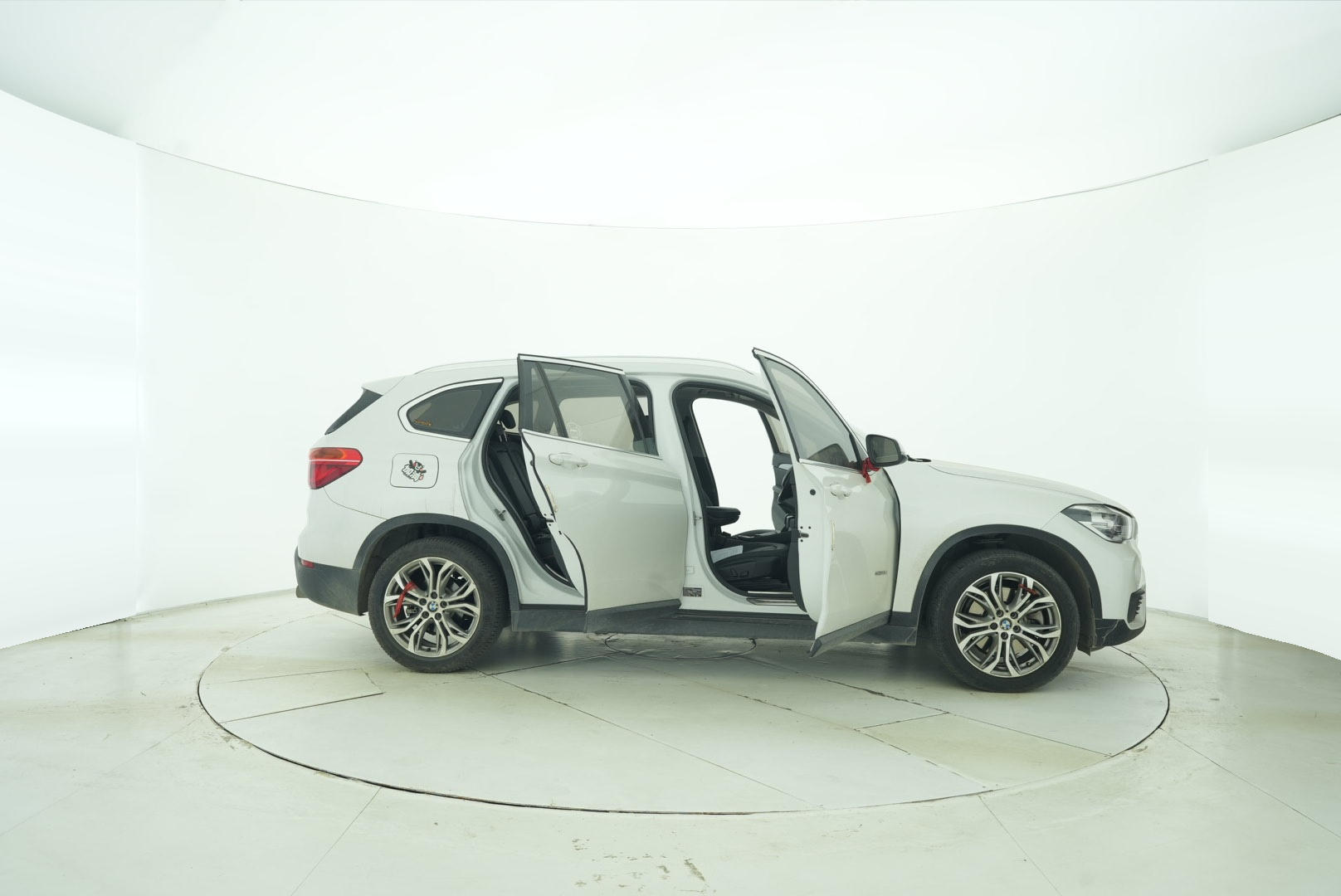 BMW X1 2018 — фото 10