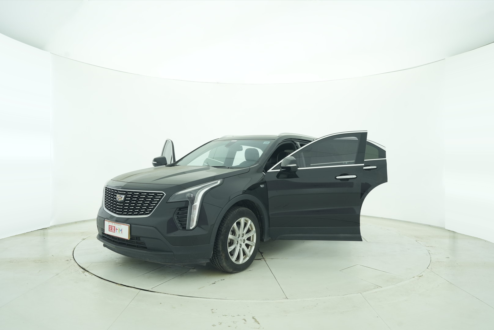 Cadillac XT4 2018 — фото 10