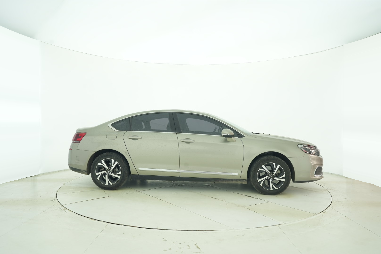 Citroen C5 2017 — фото 12