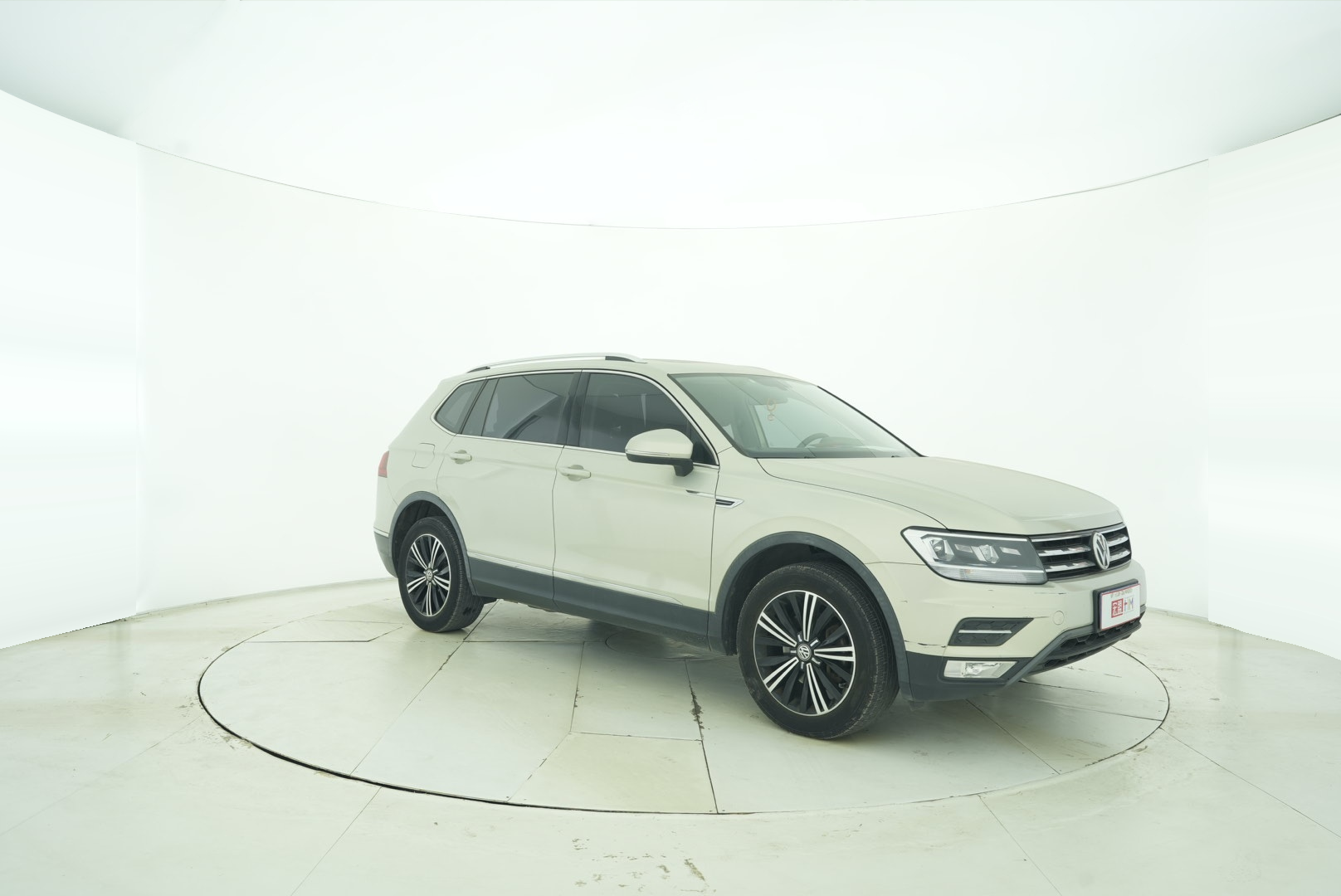 Volkswagen Tiguan L 2019 — фото 8