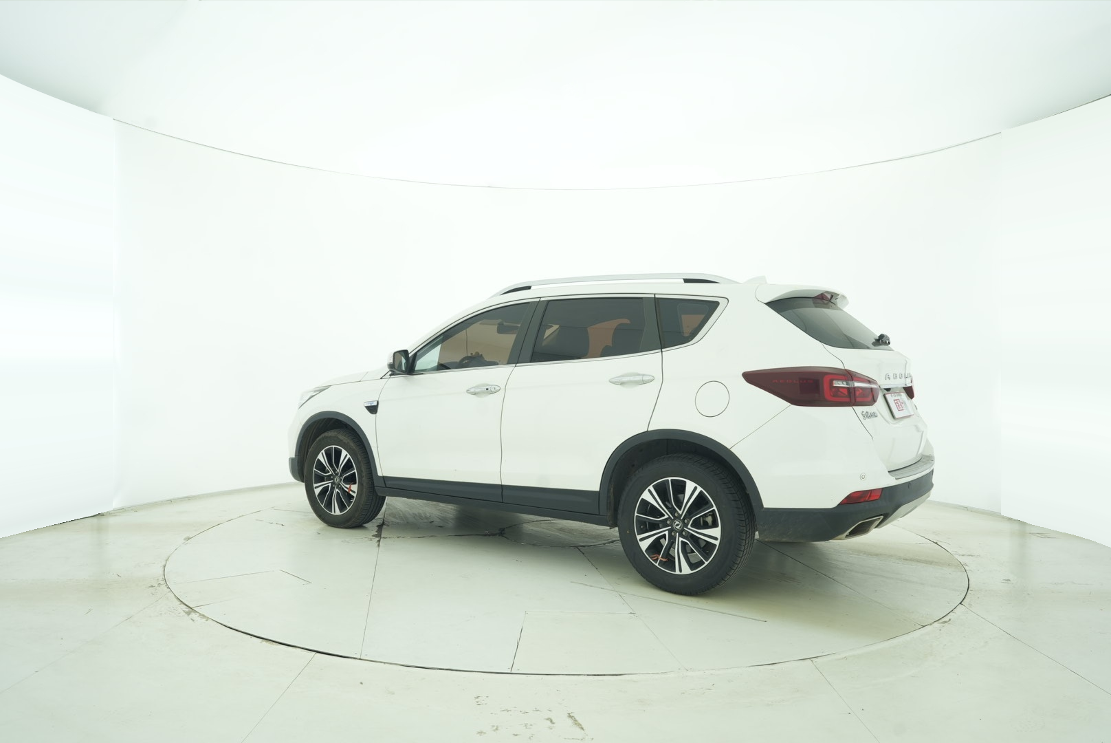 Dongfeng Fengshen Fengshen AX7 2018 — фото 4