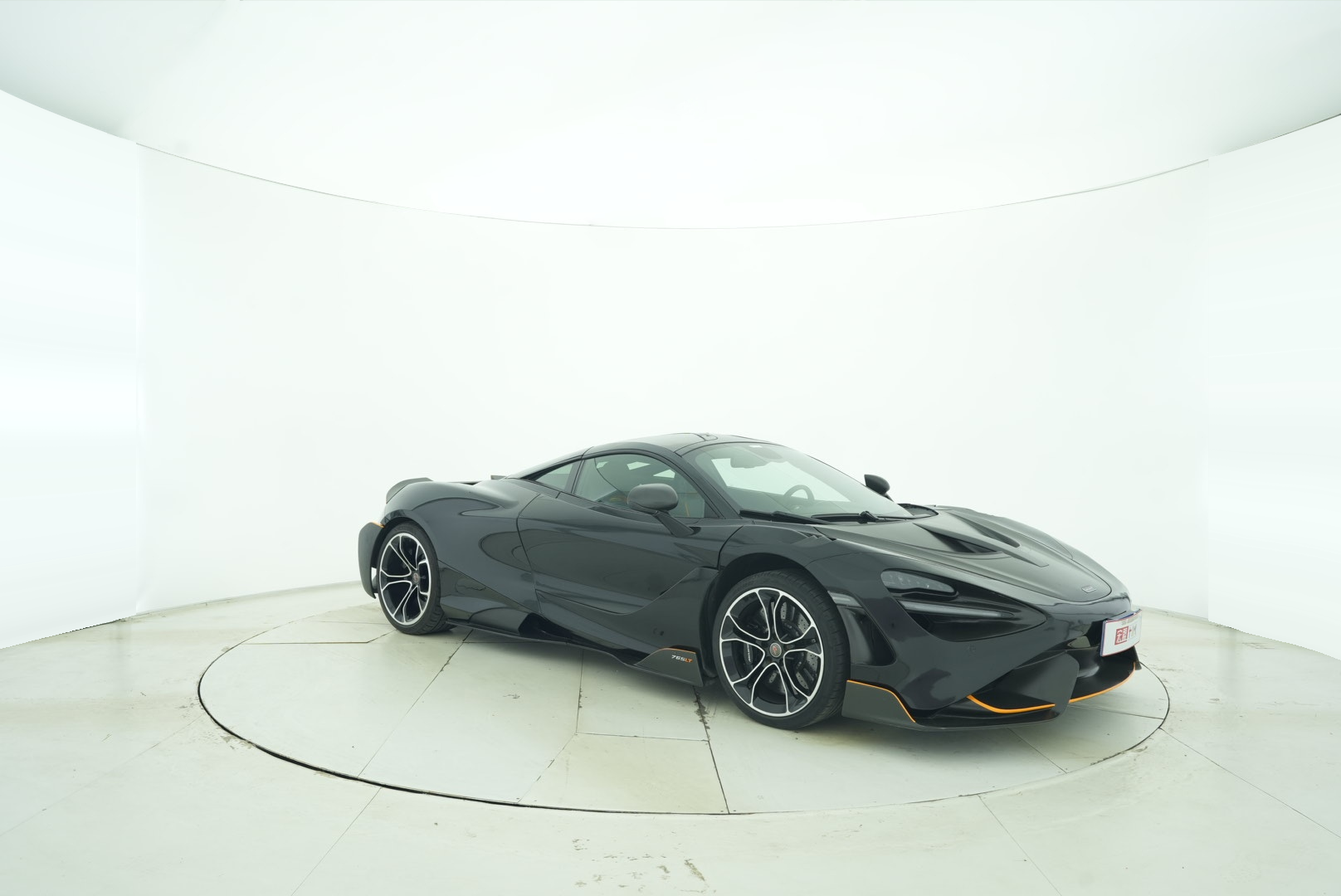 McLaren 720S 2017 — фото 8