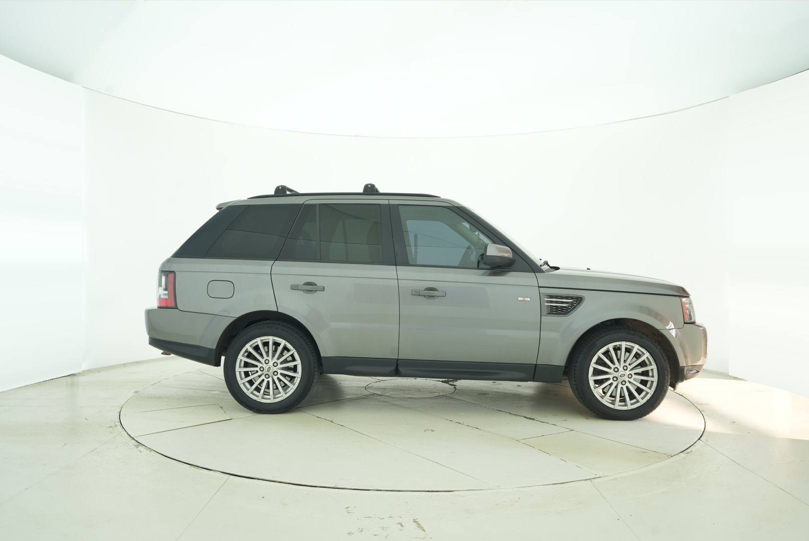 Land Rover Range Rover Sport 2010 — фото 7
