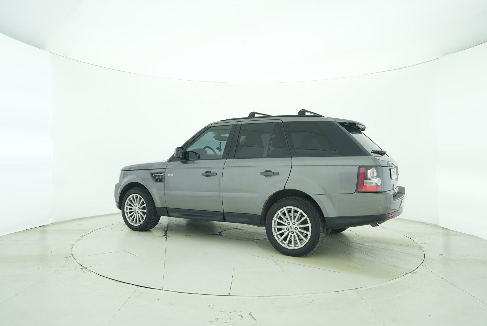 Land Rover Range Rover Sport 2010 — фото 4