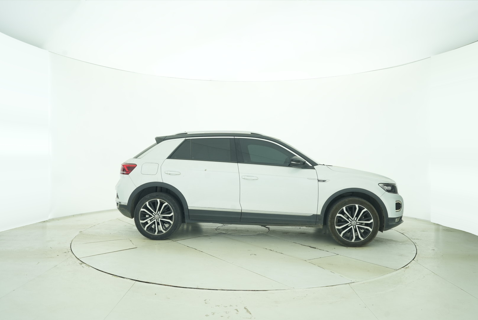 Volkswagen T-ROC 2018 — фото 7