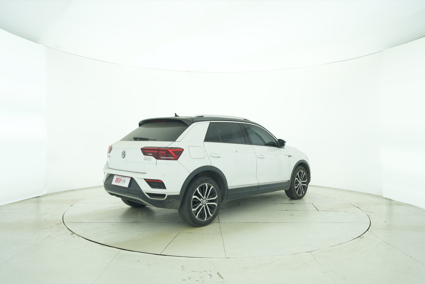 Volkswagen T-ROC 2018 — фото 6