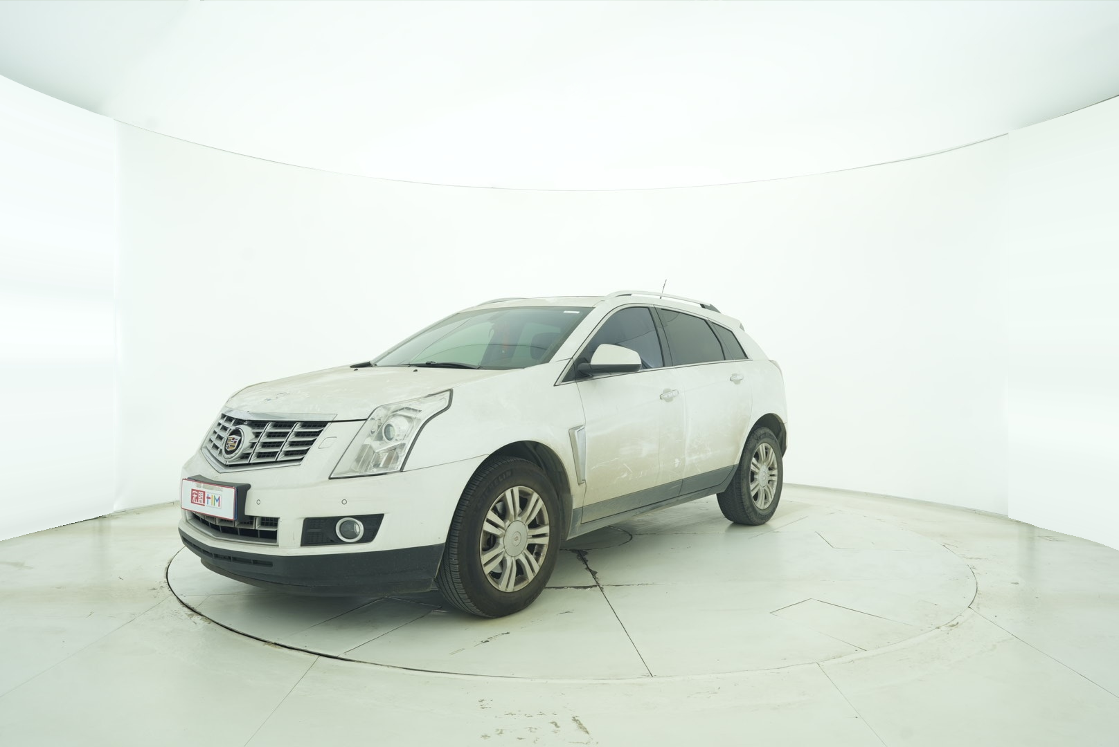 Cadillac SRX 2014 — фото 2