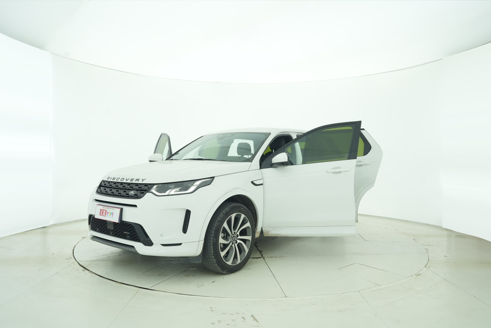Land Rover Discover the Sports Version 2022 — фото 11
