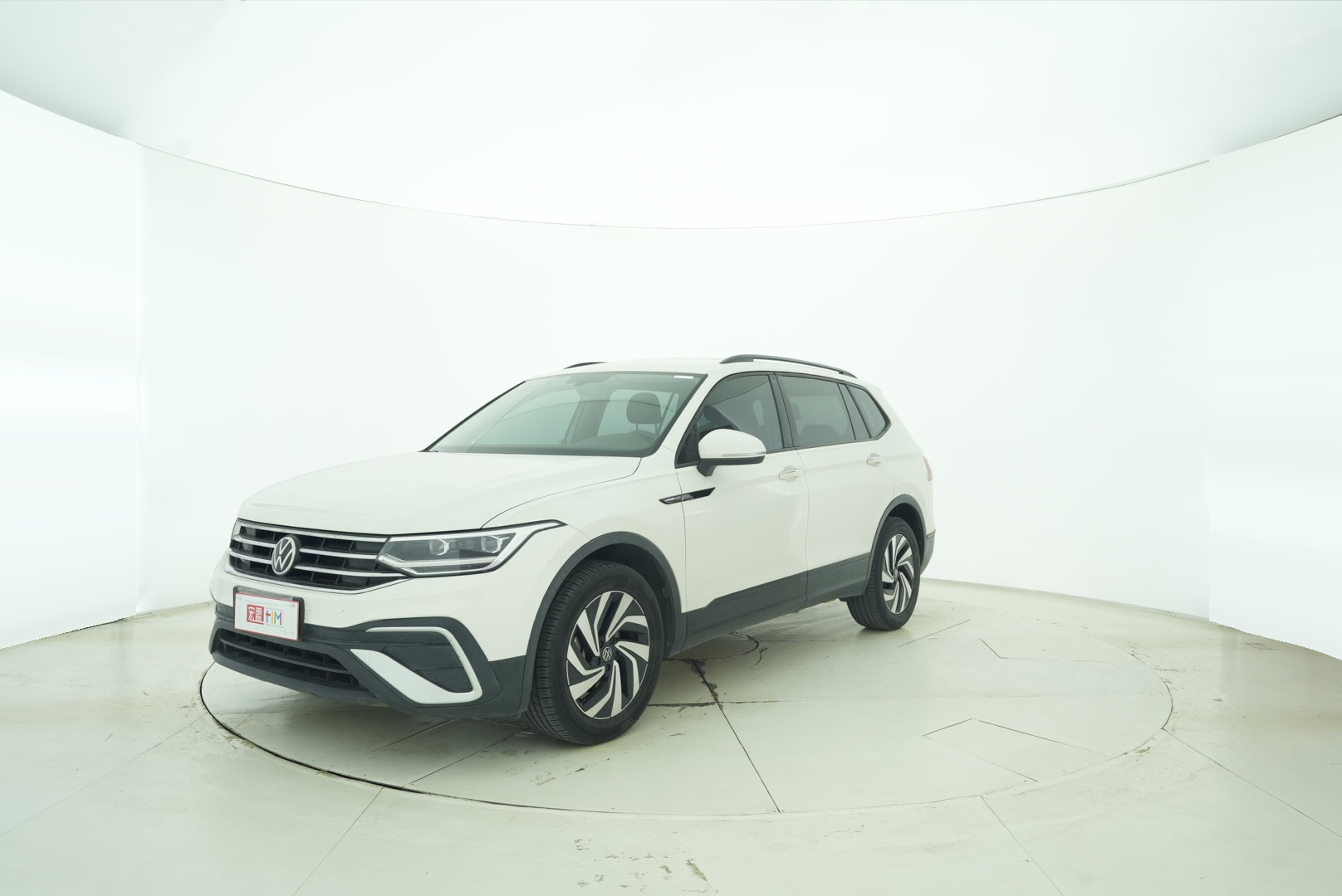 Volkswagen Tiguan L 2022 — фото 2