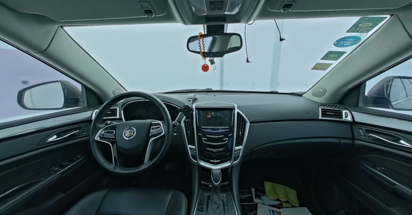 Cadillac SRX 2014 — фото 1