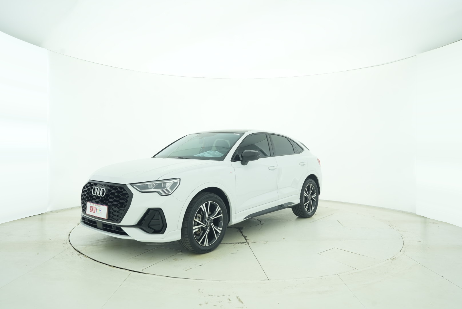 Audi Q3 Sportback 2022 — фото 2